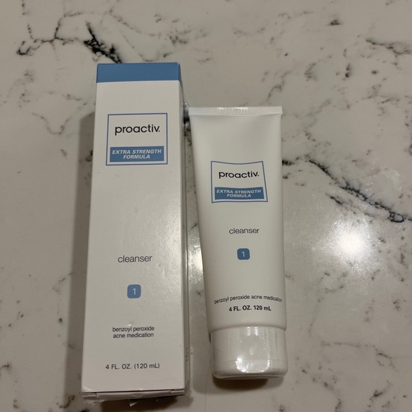 Proactiv Extra Strength Formula Cleanser 4oz 8.5% Benzoyl Peroxide Exp 11/2023 - Picture 5 of 5